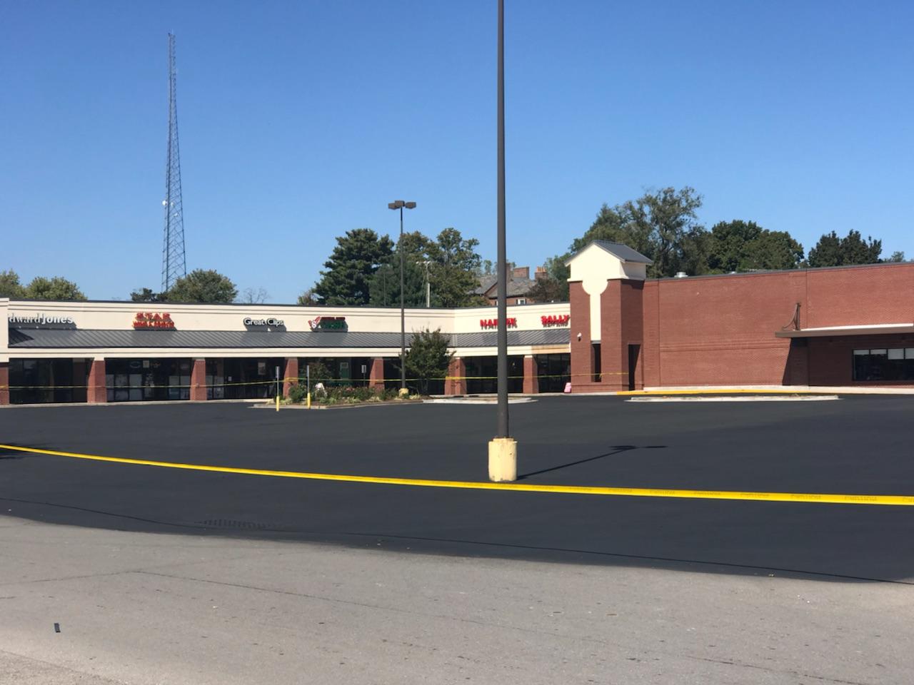 Nashville Asphalt Sealcoating & Driveway Sealer Crown Paving